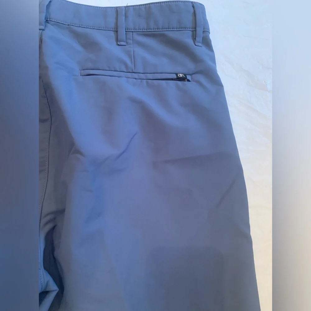 Banana Republic Grey Nylon Men’s Pants Size 36x30